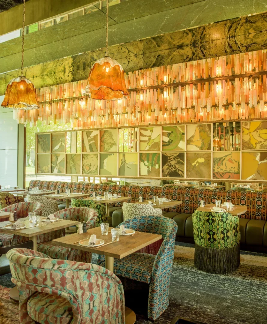 Radisson Collection The National Hotel, Brussels incarne le luxe contemporain. Avec ses 150 chambres et suites élégantes